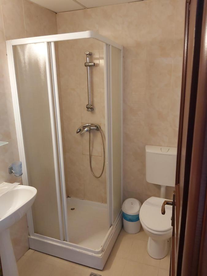 Hotel River Târgu Jiu エクステリア 写真