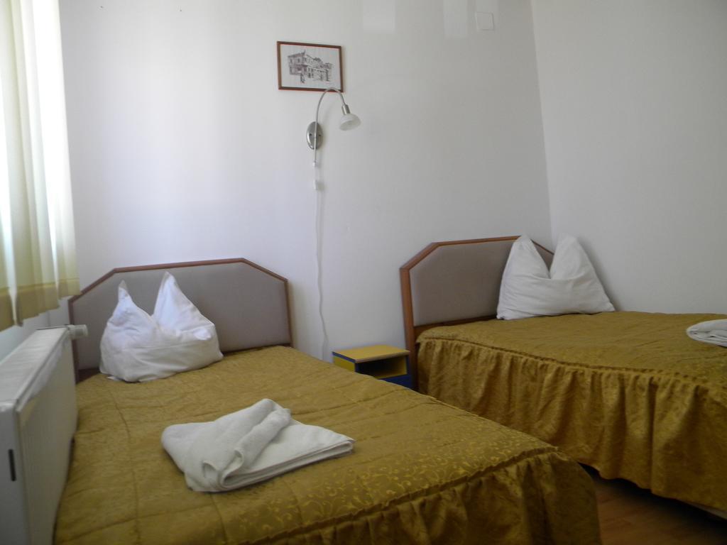 Hotel River Târgu Jiu 部屋 写真